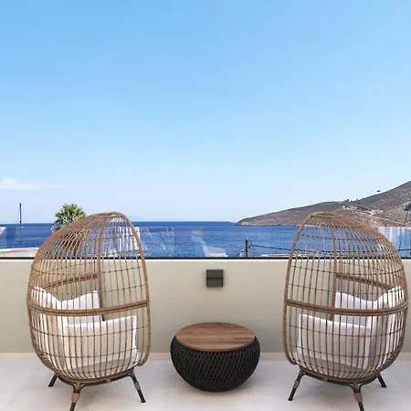 Utopia Luxury מלון